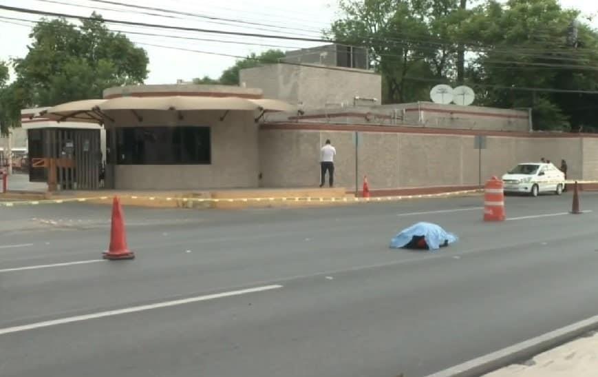 Muere guardia arrollado en Monterrey