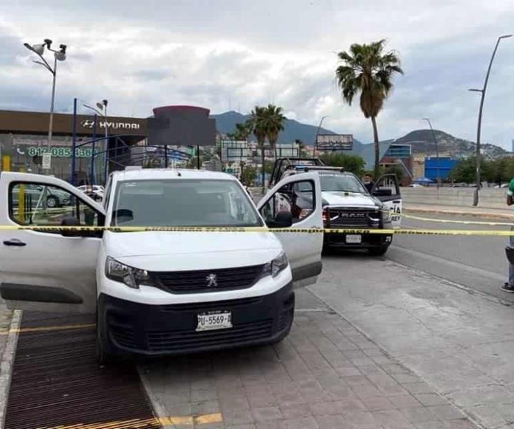 Sufre mensajero susto en balacera
