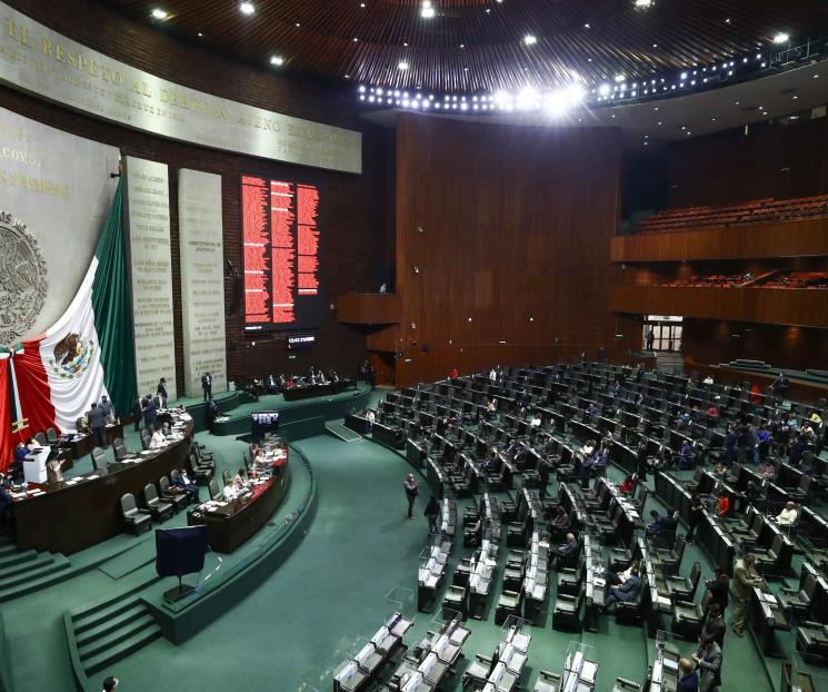 Quitan candados a Pemex para dominar en gasolinas