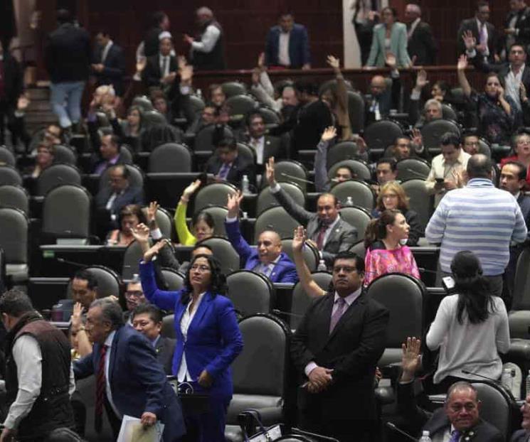 Diputados modifican Ley de FGR y volverá al Senado