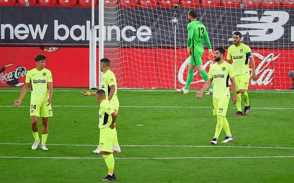 Pierde el Atlético y se pone al rojo vivo la Liga Española