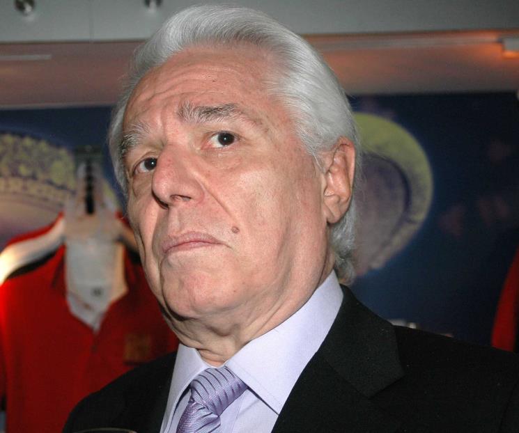 Enrique Guzmán reaparece tras escándalo con su nieta