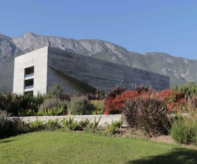 Se mantiene UDEM en ranking de Eduniversal