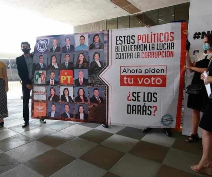 Cuestionan desempeño de Diputados