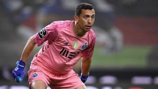 Marchesin interesa a Rayados