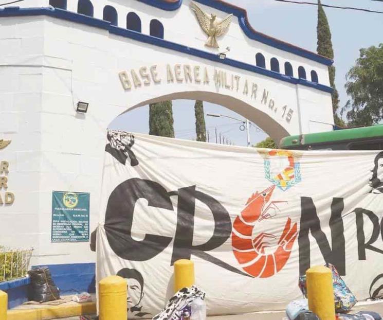Supera 48 horas bloqueo a aeropuerto