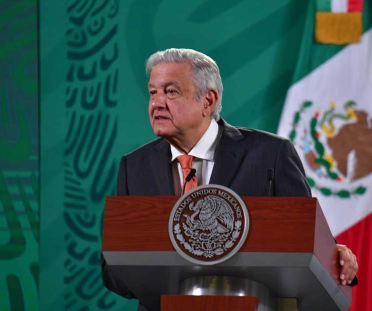 AMLO comparte expectativa de crecimiento de 5.3% de PIB