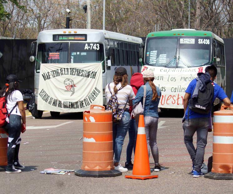 Tras 4 días de bloqueo, liberan Aeropuerto de de Oaxaca