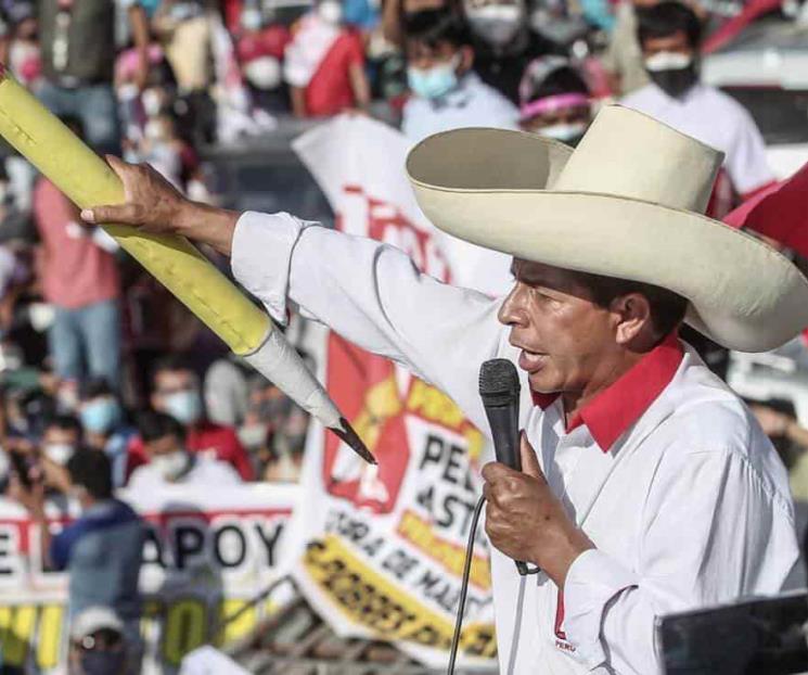 Castillo suspende campaña por descompensación respiratoria