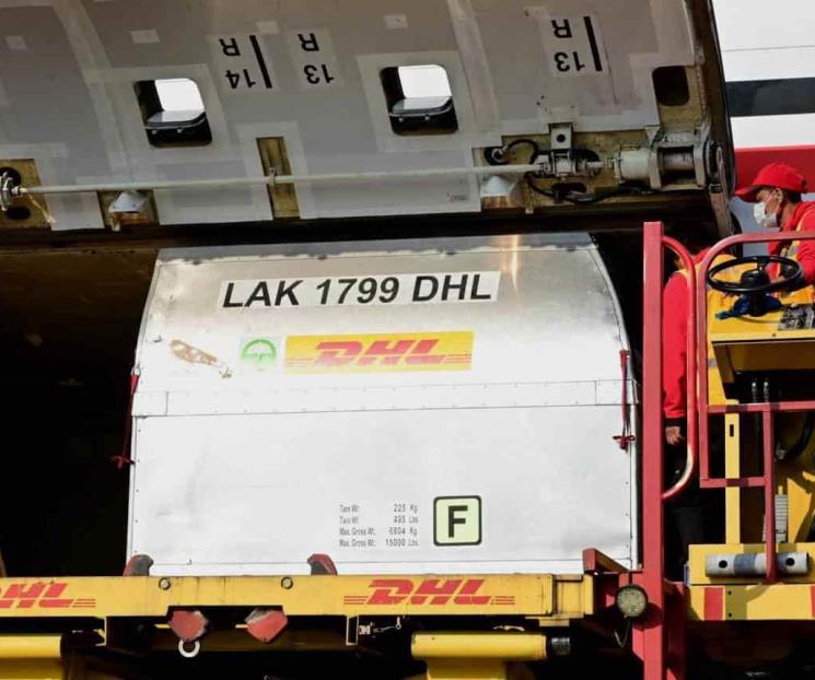 Llegan 585 mil vacunas de Pfizer a México: Zoé Robledo