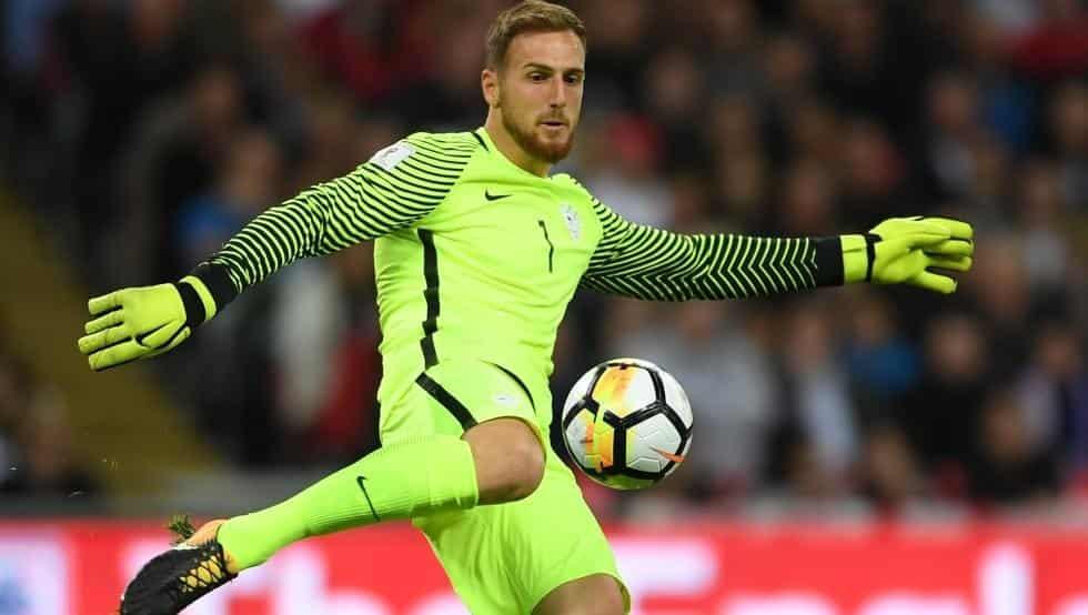 Afirma Oblak que podría jugar en cualquier Liga del Mundo