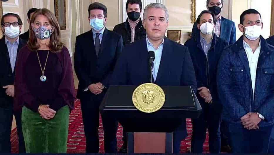 Duque solicita retirar reforma tributaria tras protestas Duque solicita retirar reforma tributaria tras protestas
