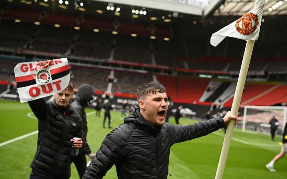 Se aplaza United vs Liverpool y el City aún no será campeón