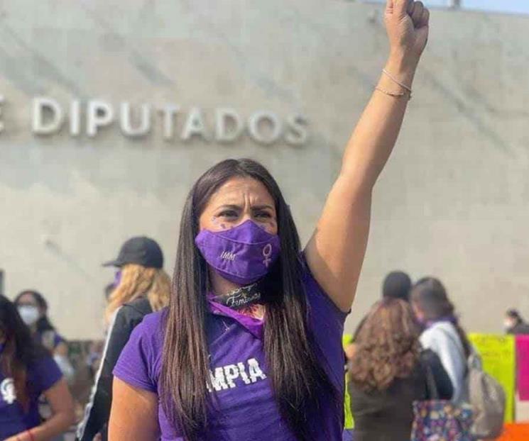 Venden ‘packs’ de 400 mujeres