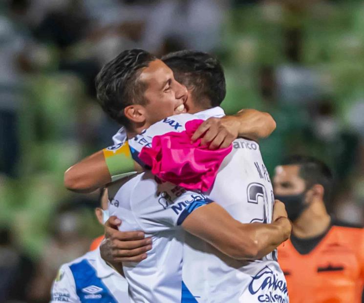 Puebla desbancó a Rayados