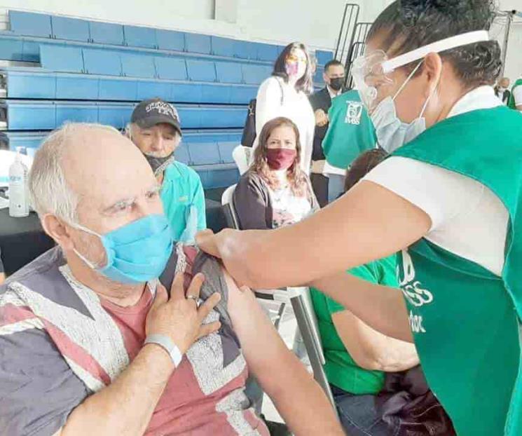Con agilidad aplican segunda dosis a 18 mil en SP