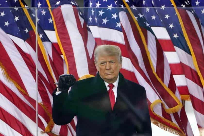 Trump no podrá volver a Facebook, por ahora