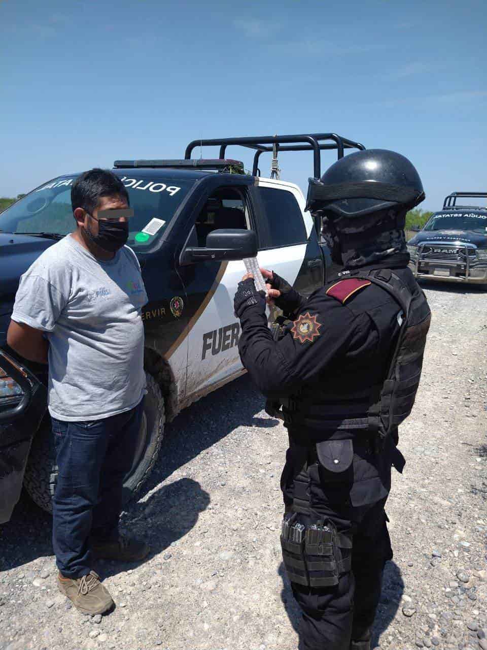 Interceptan a un grupo de 27 indocumentados centroamericanos que viajaban en un “transporte escolar”