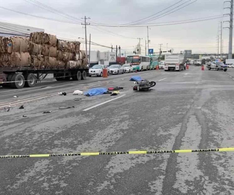 Muere pareja en choque en Apodaca