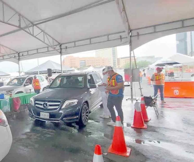 Comienza SP vacunación de 50 y más