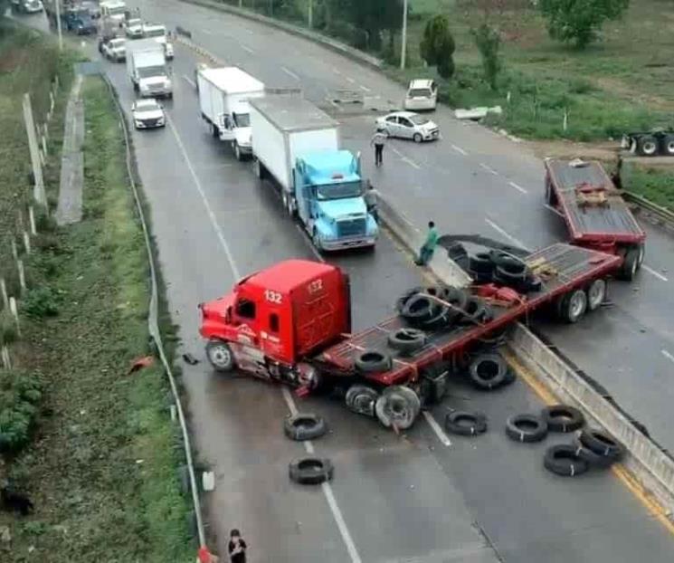 Sufre infarto y estrella su tráiler