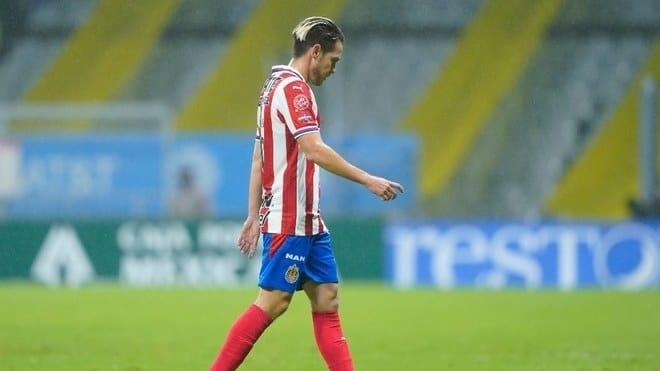 Problemón en Chivas