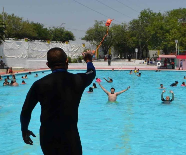 Prepara Monterrey apertura de albercas municipales