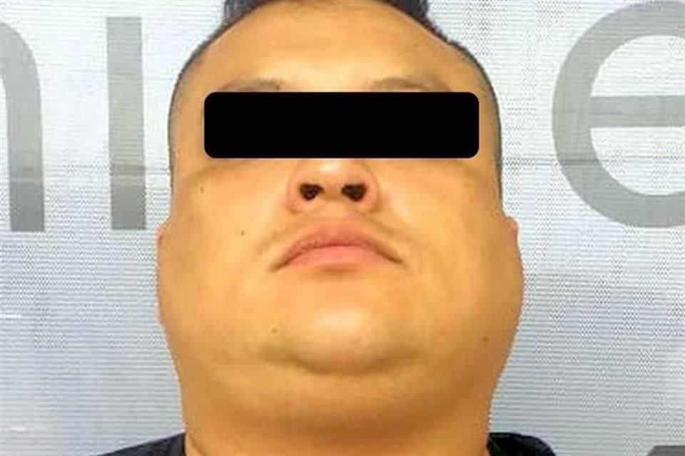 Tenían en su poder, un paquete con medio kilo de la droga conocida como cristal.