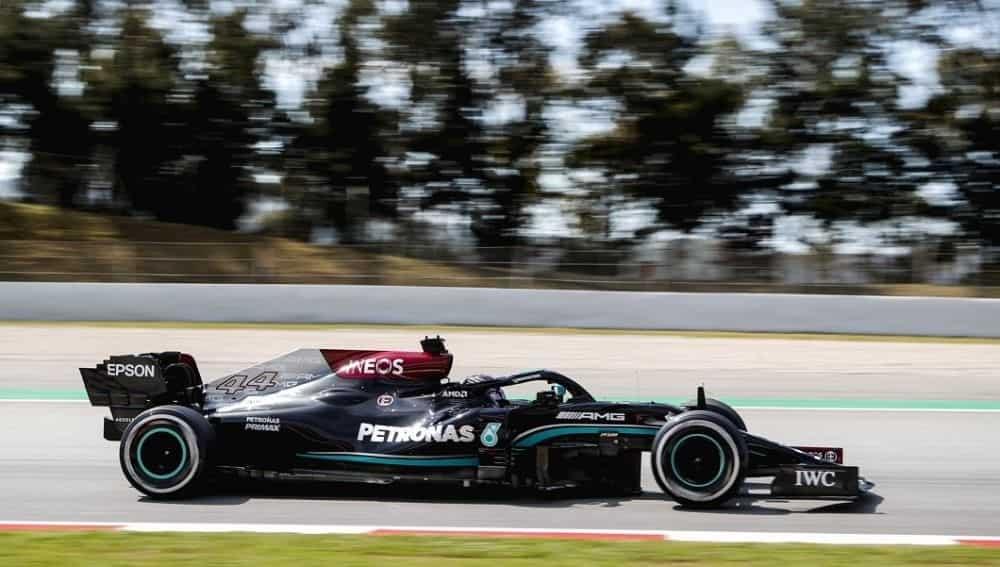 Domina Hamilton entrenamientos en Barcelona