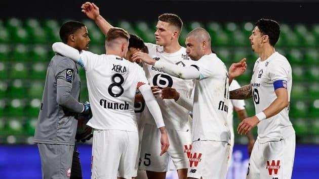 Gana líder Lille y se separa del PSG en Francia