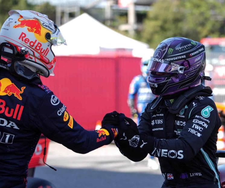Logra Hamilton la pole; Checo saldrá octavo en Barcelona