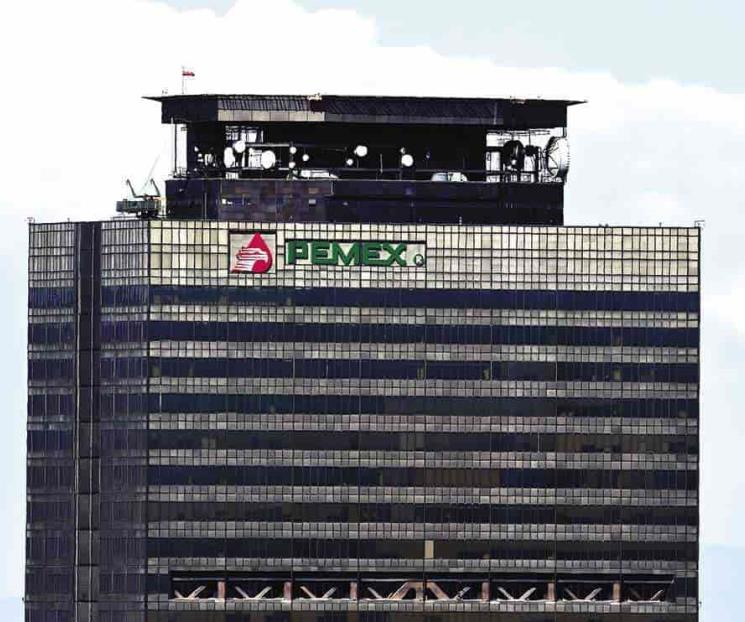Ordenan a Pemex informar sobre contratos con Hoc Offshore