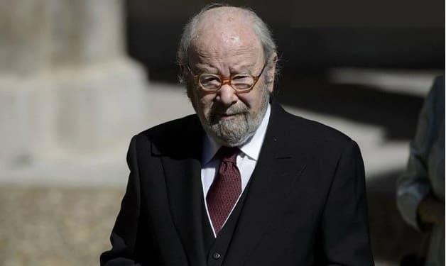 Fallece el poeta José Manuel Caballero