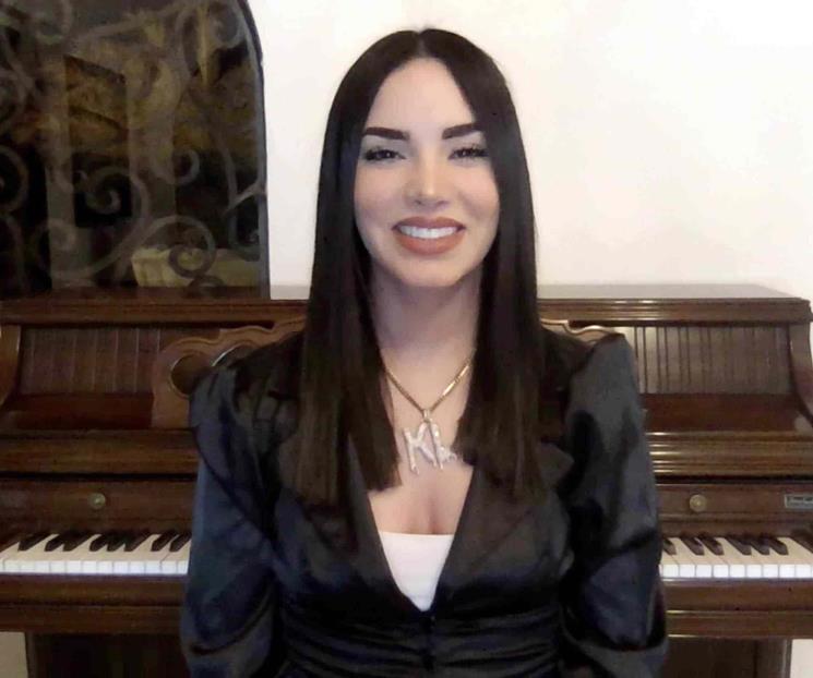 Continúa Kimberly Loaiza con su reinado en YouTube