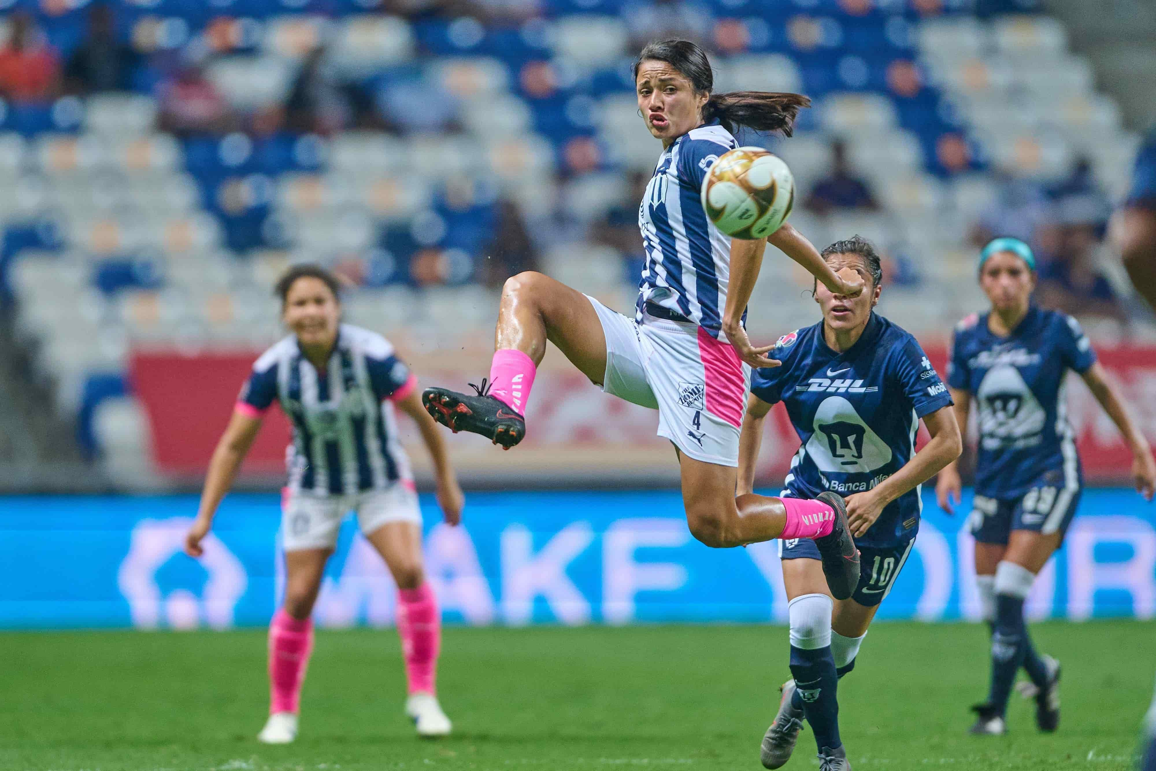 Monterrey (4) 2-1 (2) Pumas UNAM CFV
