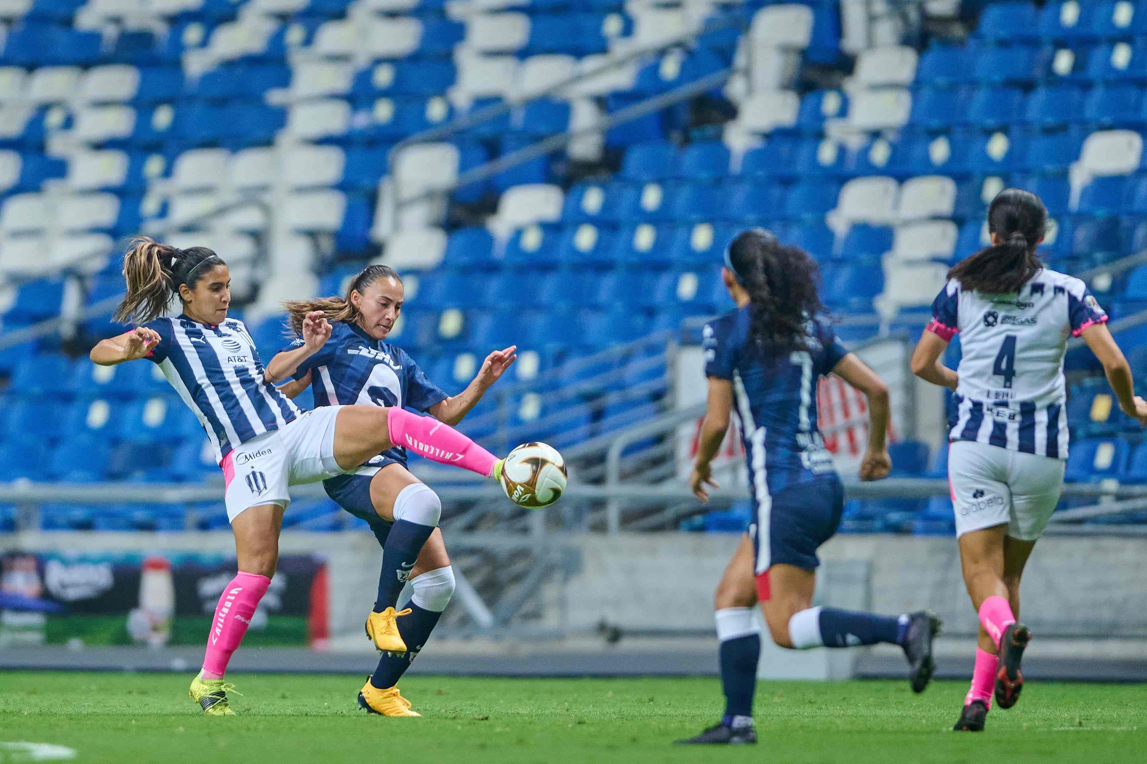 Monterrey (4) 2-1 (2) Pumas UNAM CFV