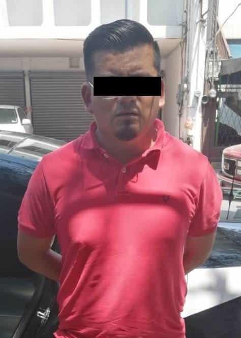 Arrestan a hombre por tener encerrada a su pareja