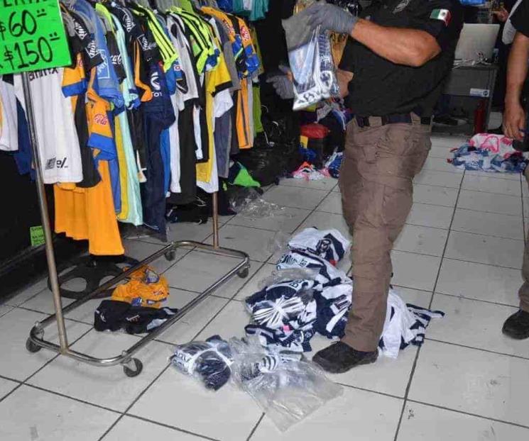 Decomisan 4 mil playeras pirata de Rayados