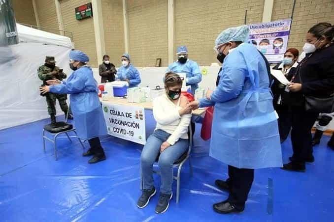 Arranca vacunación para adultos de 50-59 en seis municipios