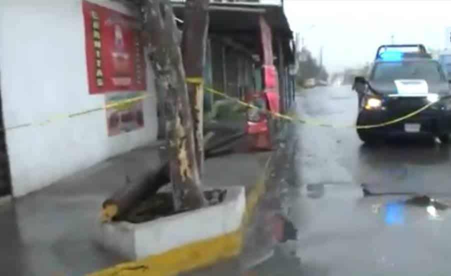 Balean a vendedor de carnitas