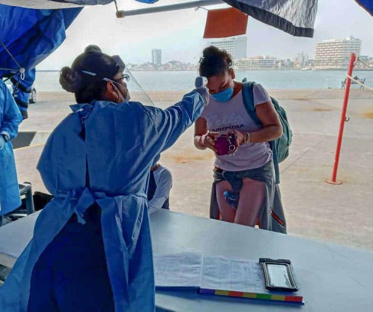 PIB turístico sufre desplome histórico de 28.4% en 2020