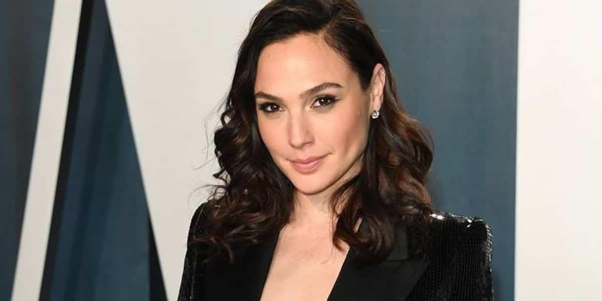 Le llueven críticas Gal Gadot Le llueven críticas Gal Gadot