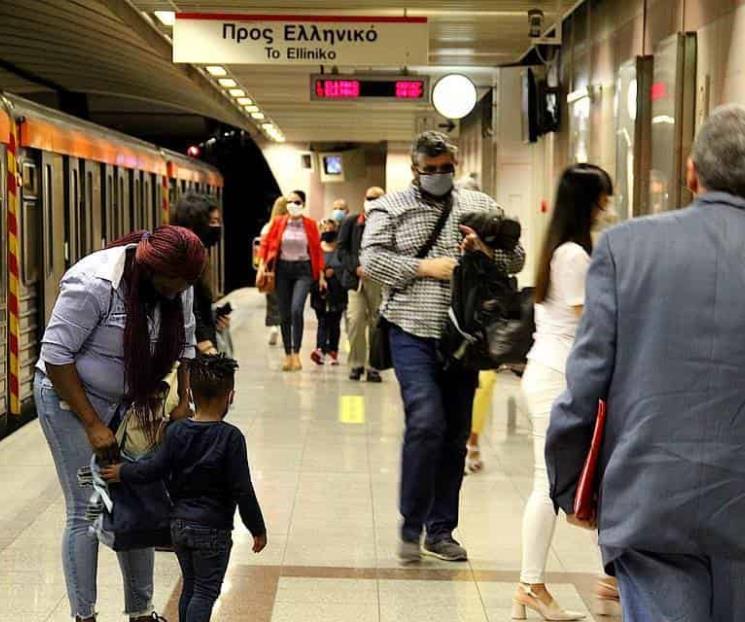 Grecia reabre fronteras para extranjeros vacunados
