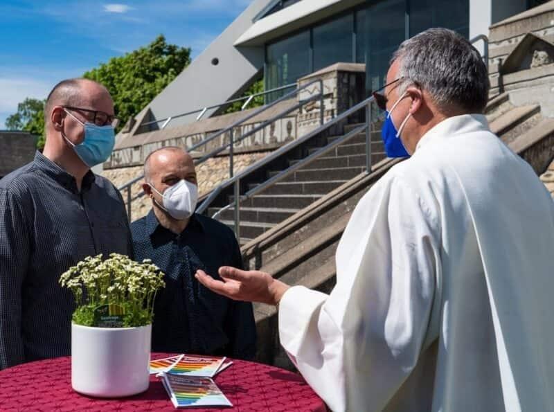 Desafío al Vaticano Desafío al Vaticano