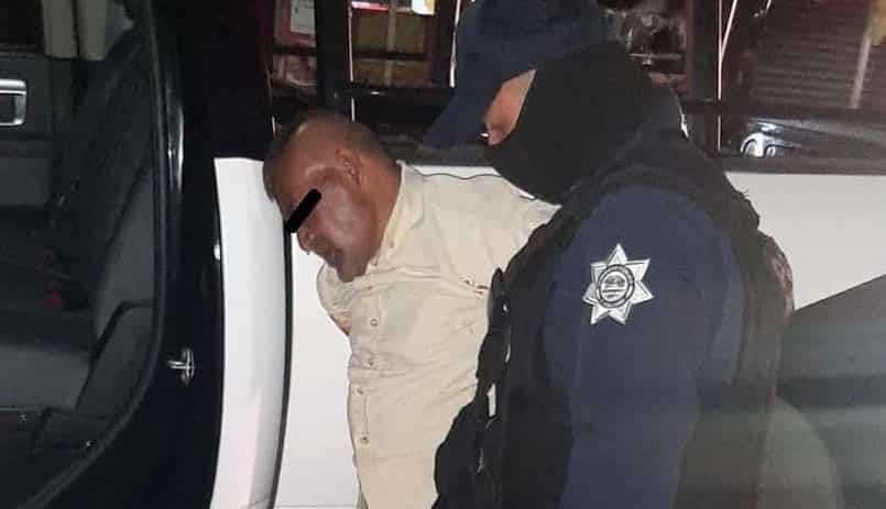 Tras lesionar con tijeras a víctima, hombre es detenido Tras lesionar con tijeras a víctima, hombre es detenido
