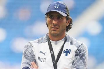 Aldo de Nigris dejará el cuerpo técnico de Javier Aguirre