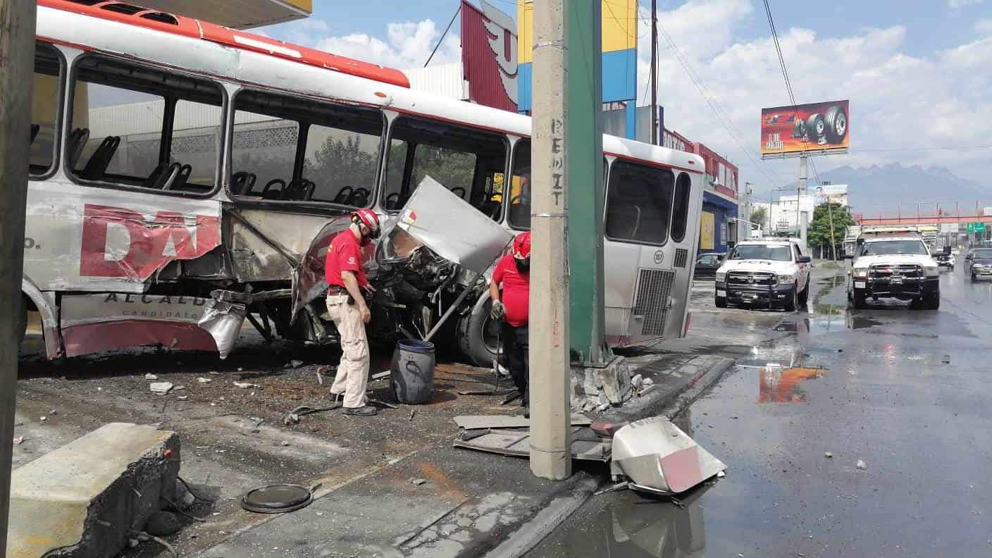Tres pasajeros de un transporte urbano de la Ruta 219-Churubusco resultaron lesionados