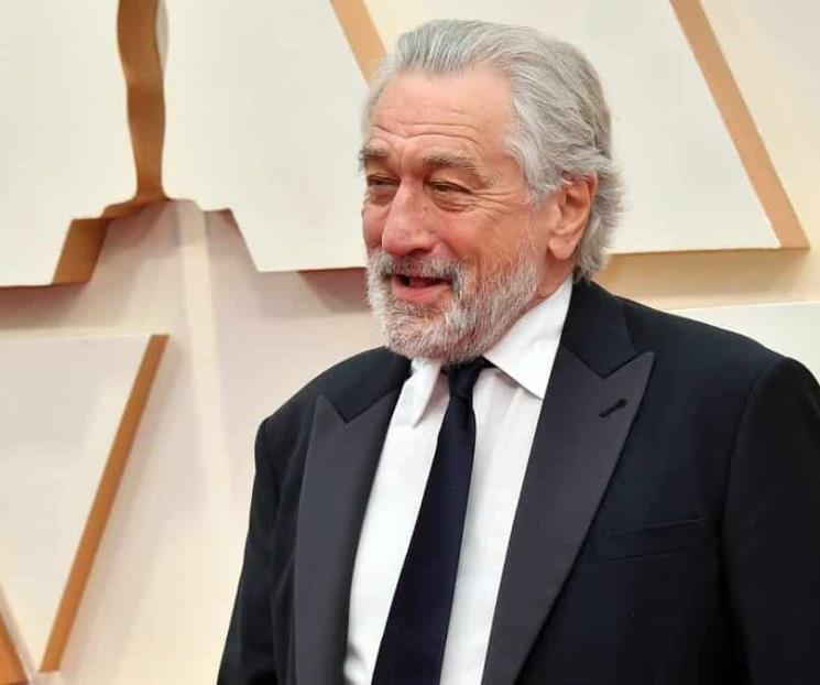 Se recupera De Niro tras lesión en la pierna