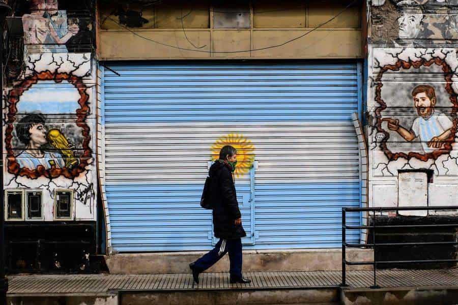 Argentina anuncia cuarentena estricta de 9 días por Covid Argentina anuncia cuarentena estricta de 9 días por Covid