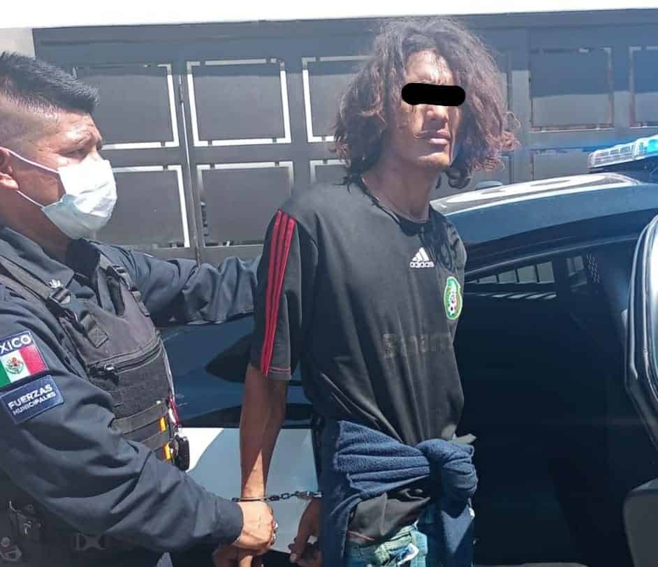 Los detuvieron en el momento en que cometían un robo a un domicilio